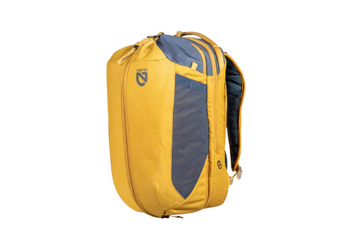 Vantage™ 30L Endless Promise® Everyday Adventure Daypack